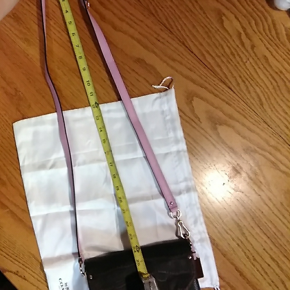 Authentic Coach Handbag - Picture 8 of 8